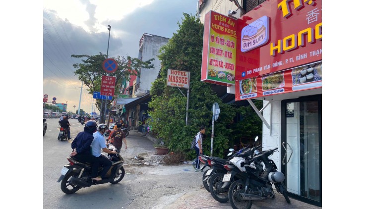 Bán Nhà Phan Văn Trị 64m2, 3PN, Sát Bên Emart Chỉ 5 Tỉ